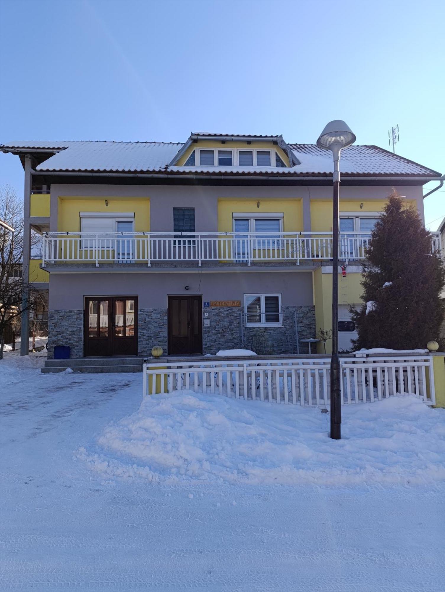 Apartman Ivano Kupres  Buitenkant foto